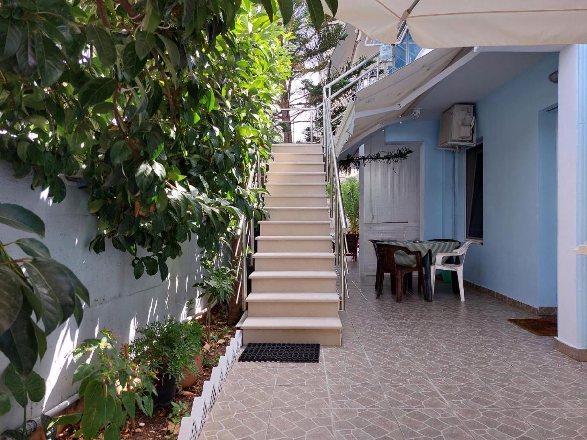 Garden Holiday Studios Himare Esterno foto