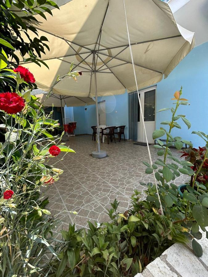 Garden Holiday Studios Himare Esterno foto